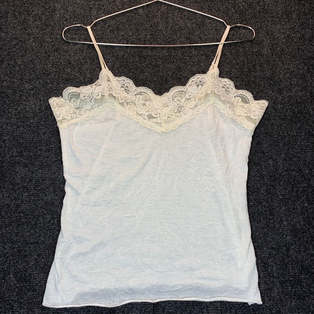 No Boundaries Lace Trim Camisole M Cream Y2K Coquette Fairycore Cami Guaze Layer